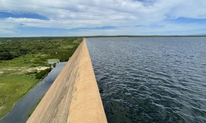 Barragem de Santa Cruz do Apodi se aproxima de 60% e lidera recuperação hídrica no RN