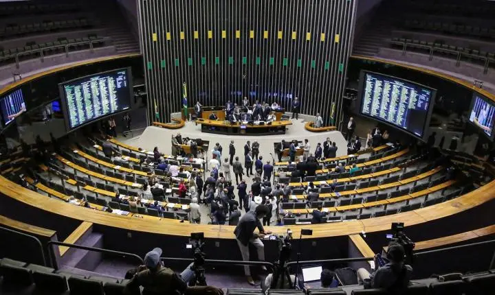 Câmara dos Deputados inicia debate sobre política de minerais críticos
