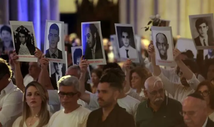 Catedral da Sé lotada rememora os 50 anos do assassinato de Herzog