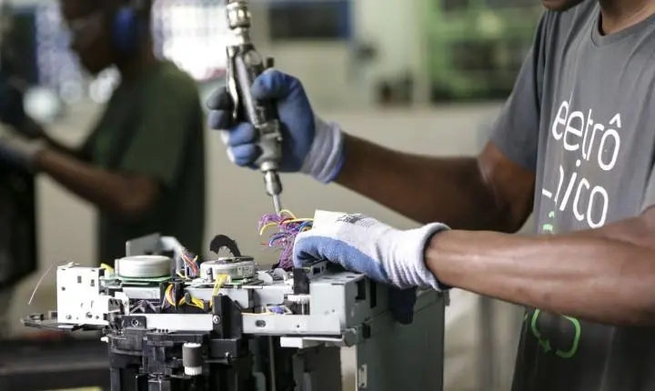 CMN reforça apoio à produção nacional em linhas de crédito do FAT para inovação