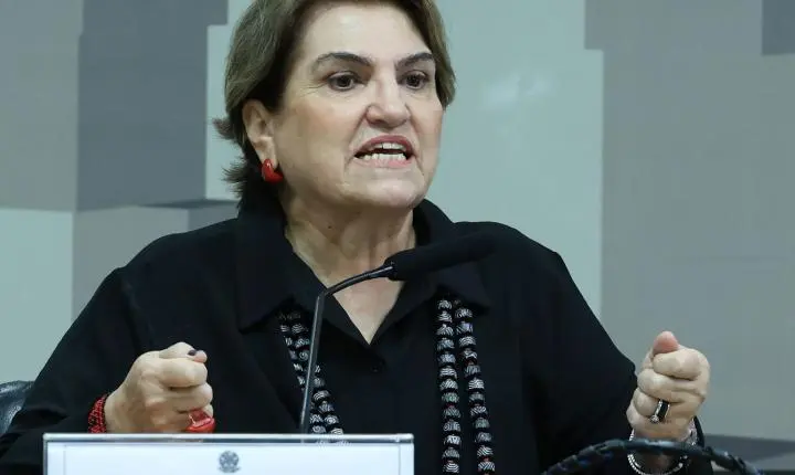 Ministra defende fim da escala 6x1 para maior acesso de mulheres ao trabalho