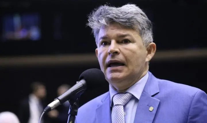 Comissão da Câmara aprova obrigatoriedade de receita para antibióticos veterinários