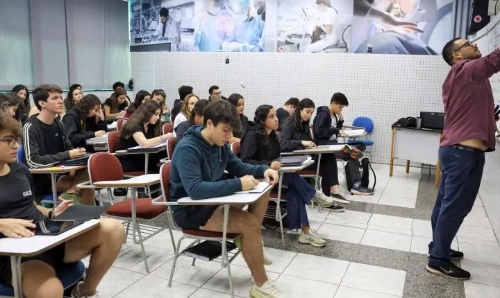 Fies 2026: pré-selecionados têm até segunda-feira para validar dados