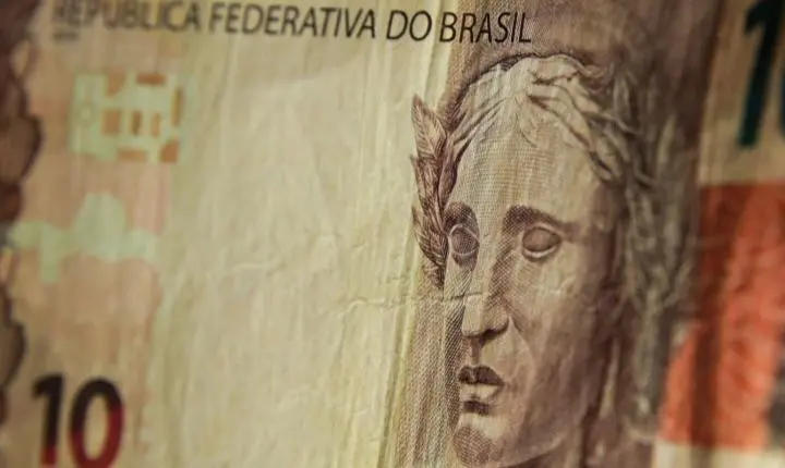 Fast Shop recebe multa recorde de R$ 1 bilhão do governo de São Paulo