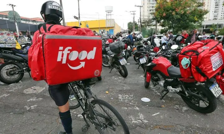 Lula defende inclusão previdenciária para trabalhadores de aplicativos