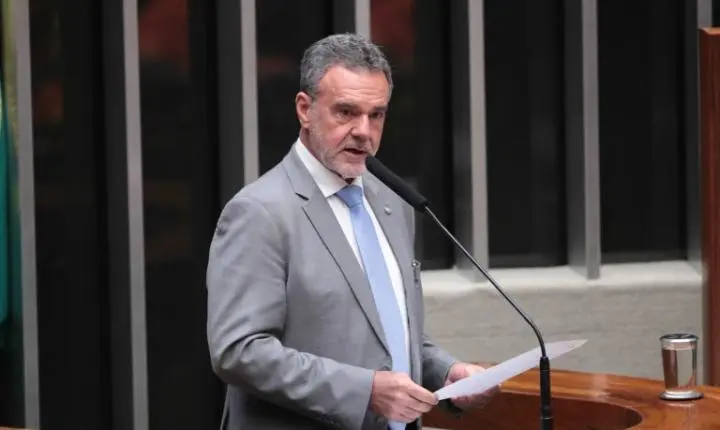 Nova legislação brasileira estabelece percentual mínimo de cacau em chocolates e exige clareza nos rótulos