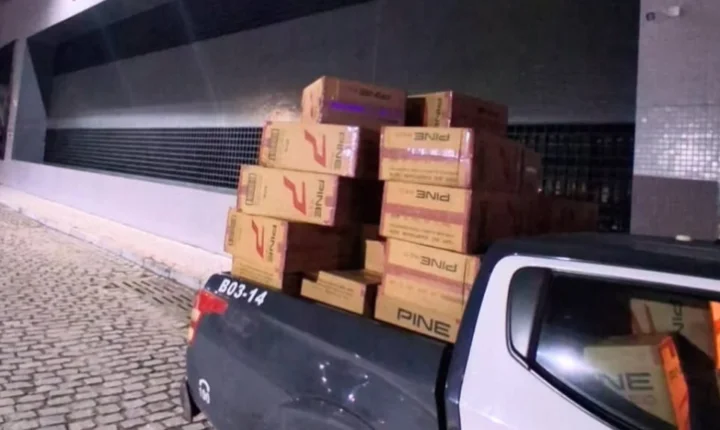 Polícia apreende quase 2 mil pacotes de cigarros contrabandeados em Parnamirim