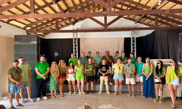 Prefeito Sabino participa do evento Vibe Jovem e reforça protagonismo da juventude em Apodi