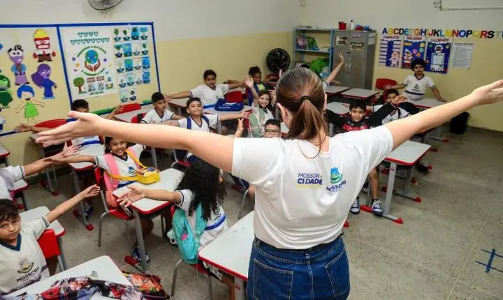 Prefeitura convoca mais aprovados em concurso da educação em Mossoró