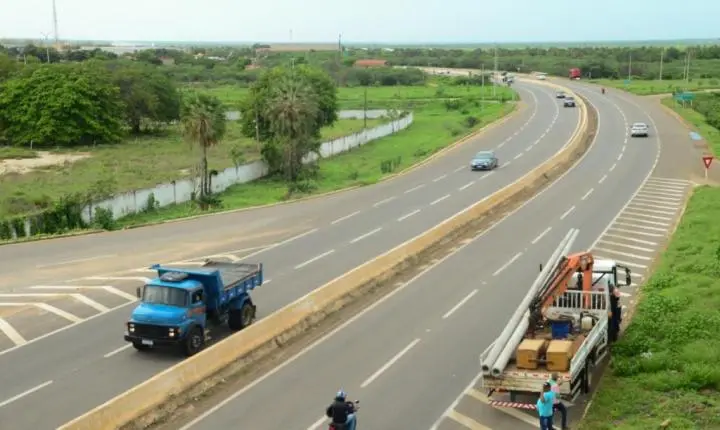 Prefeitura inicia obra de iluminação no Complexo Viário da Abolição em Mossoró